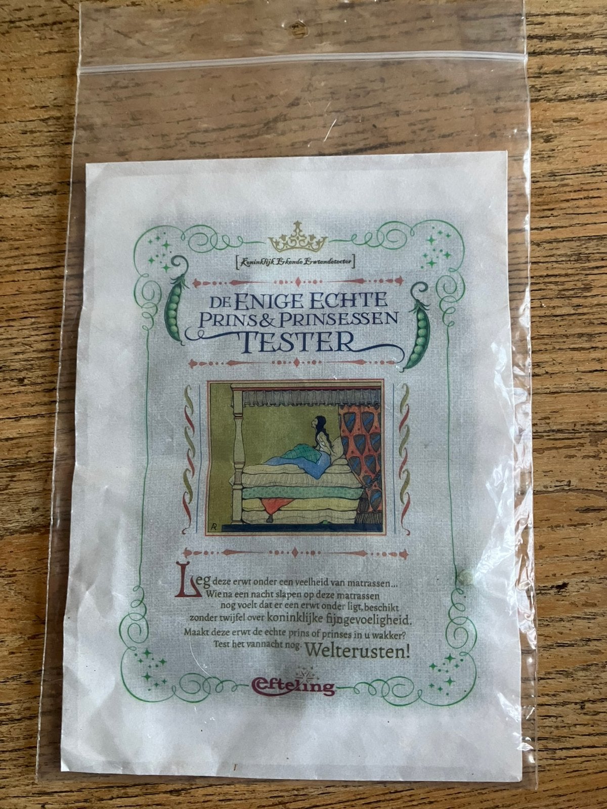 Efteling prinses op de erwt, Verzenden, Zo goed als nieuw, Button of Speldje