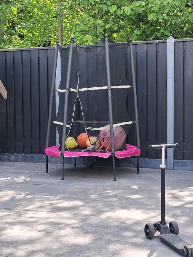 Compacte trampoline met veiligheidsnet, Ophalen of Verzenden, Gebruikt