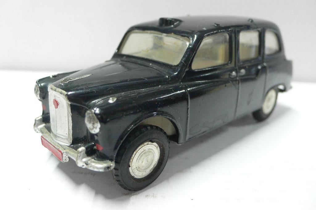 austin taxi  - spot on  1/42  - repaint-, Hobby en Vrije tijd, Modelauto's | 1:43, Verzenden, Gebruikt, Auto, Overige merken