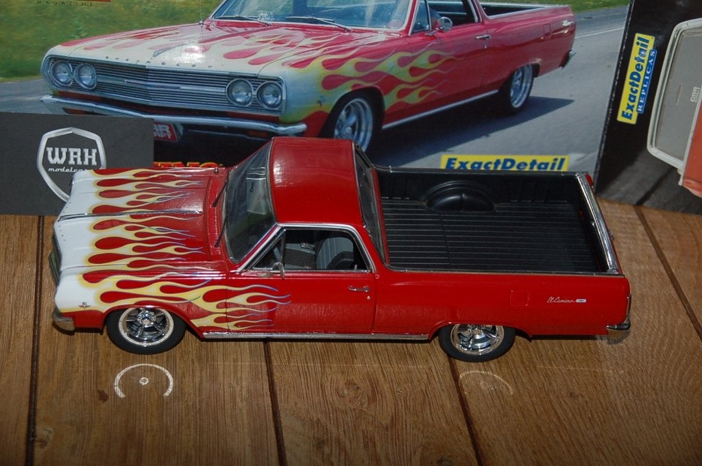 1:18 CHEVROLET EL CAMINO CRAFT FLAMES EXACT DETAIL WRH, Verzenden, Zo goed als nieuw, Bburago