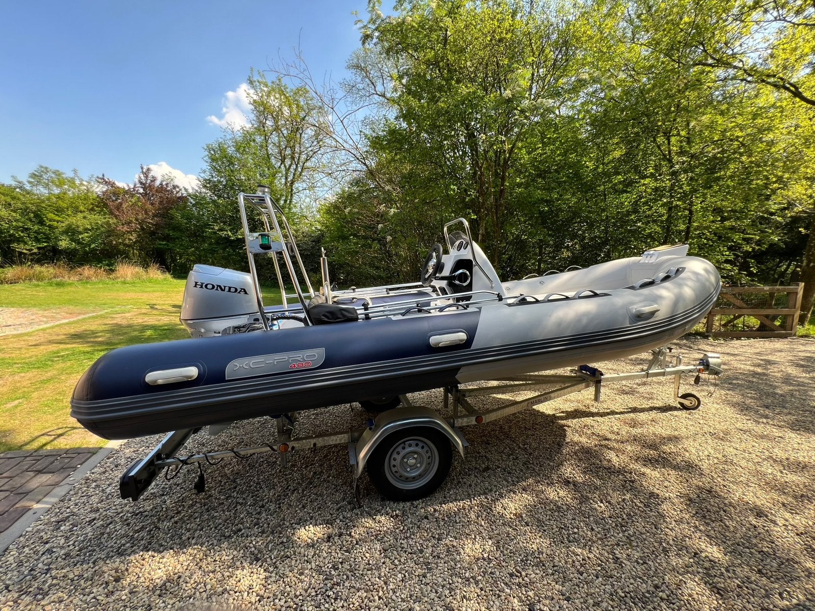 XC-Pro 480 RIB Honda 30 PK - Compleet uitgerust en vaarklaar, Ophalen, Zo goed als nieuw, Buitenboordmotor