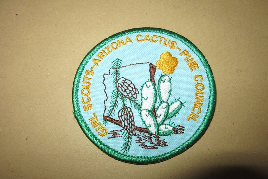 Scouting embleem girl scouts-arizona cactus pine council, Verzenden, Nieuw, Embleem, Speld of Insigne