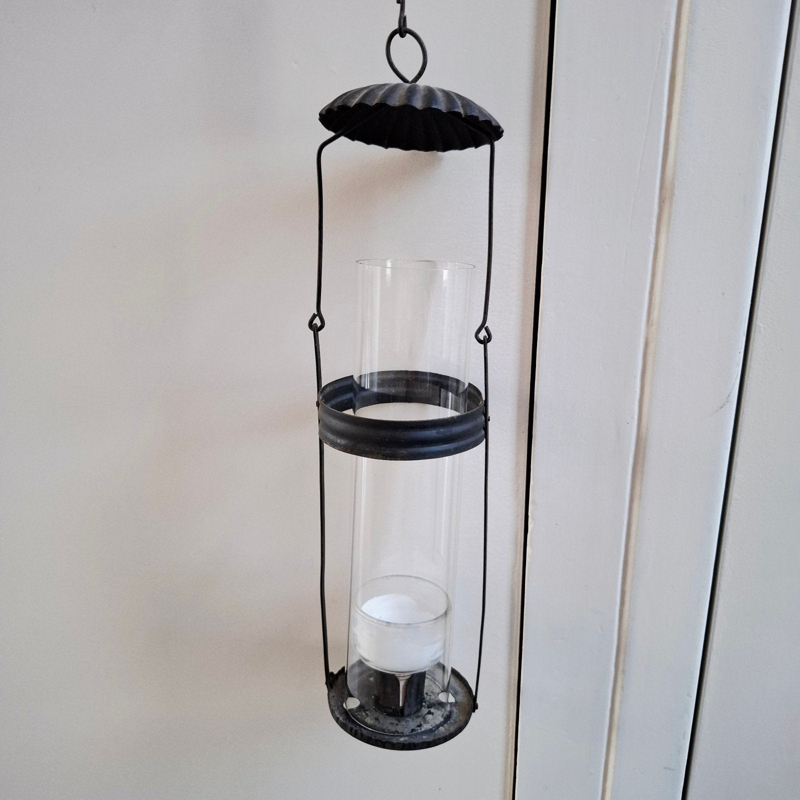 Hangende windlicht/lantaarn van metaal en glas, Windlicht, Gebruikt, 26 cm, Ophalen of Verzenden