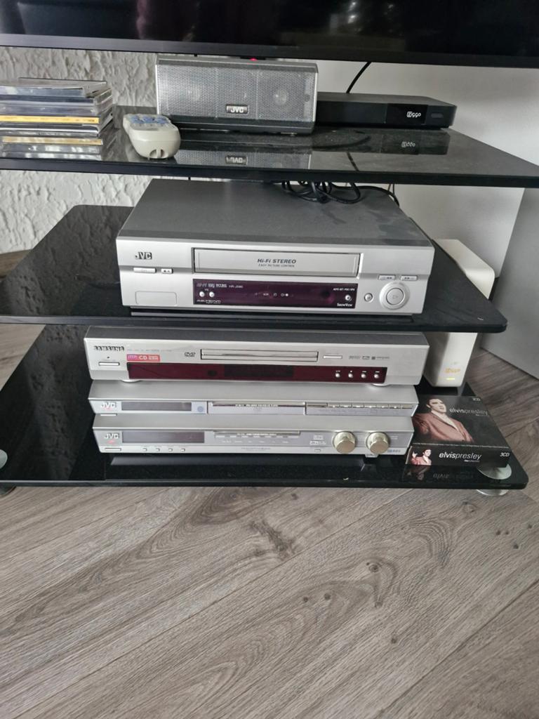 Stereo toren met boxen JVC seround, Ophalen of Verzenden, Zo goed als nieuw, JVC