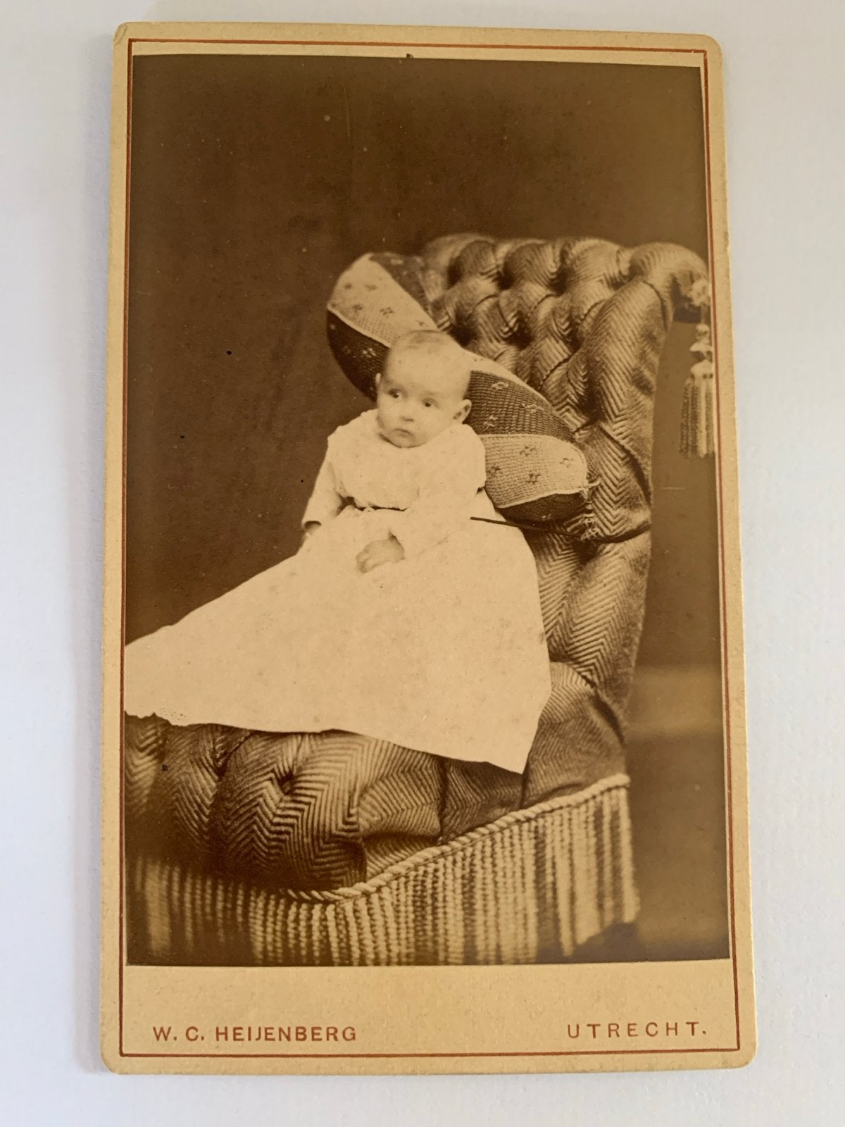 CDV Antieke foto baby W.C. Heijenberg Utrecht 1882, Gebruikt, Foto, Ophalen of Verzenden, Voor 1940