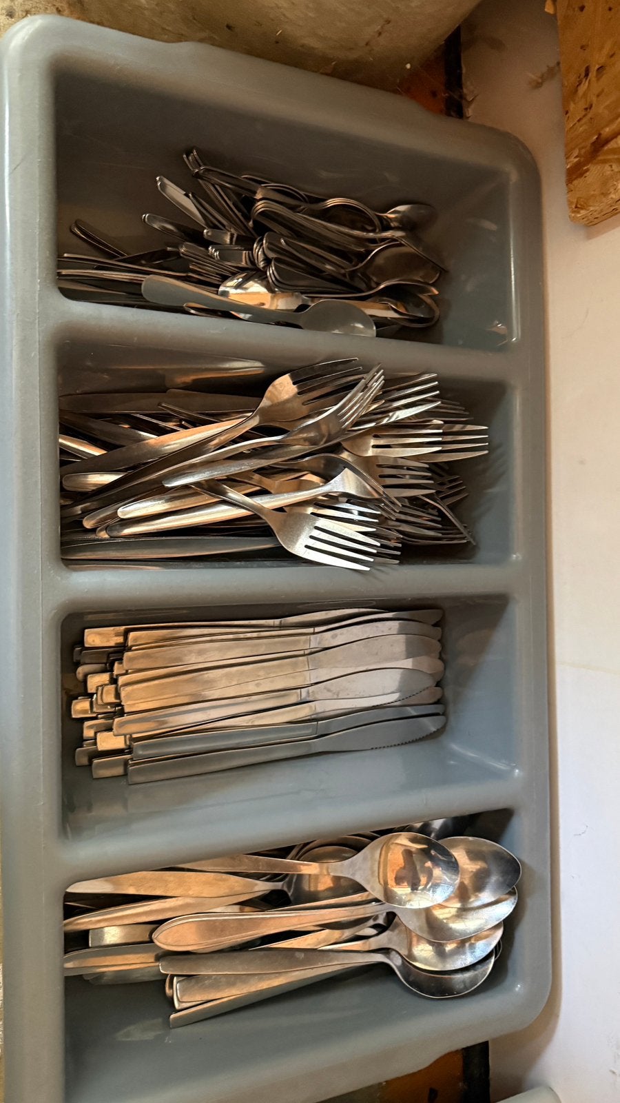 Partij bestek incl 3 bakken circa 320 stuks ️️️️️, Ophalen of Verzenden, Zo goed als nieuw, Rvs of Chroom