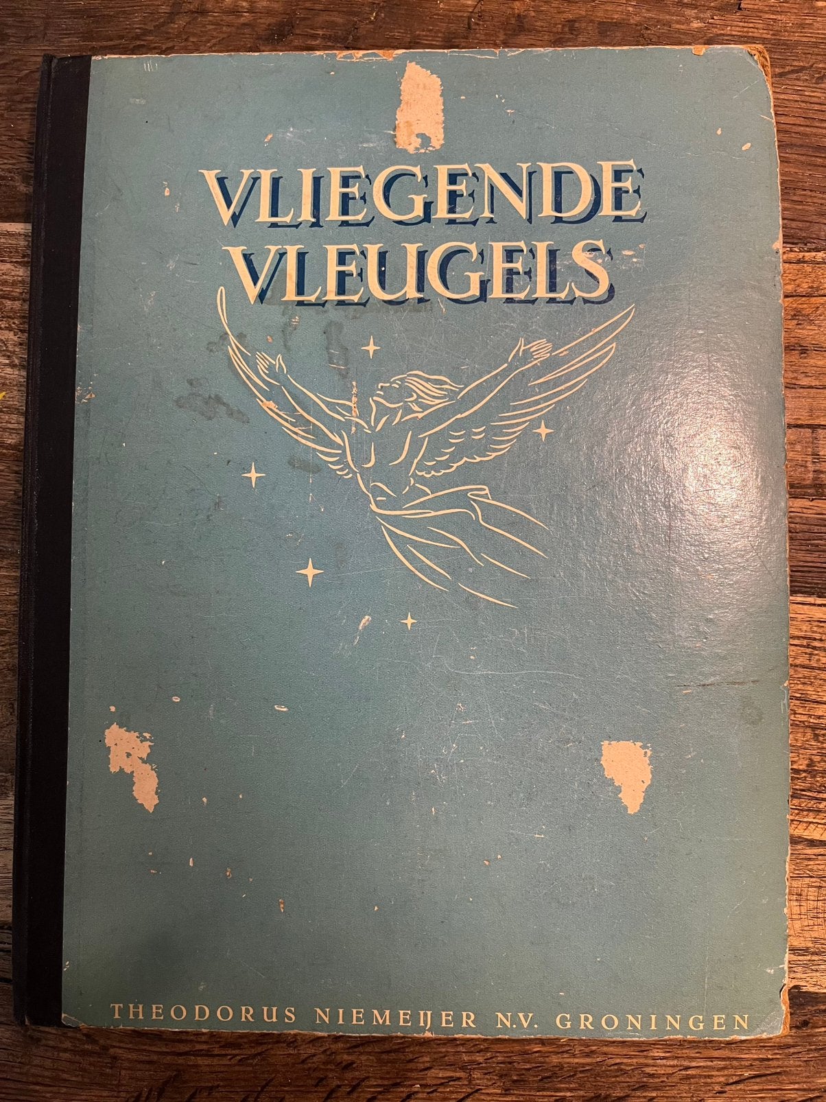 Vliegende Vleugels - Theodorus Niemeyer N.V. Groningen 1947, Ophalen of Verzenden, Gebruikt, Boek of Tijdschrift