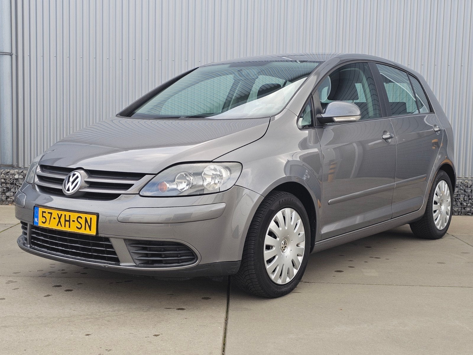 Volkswagen Golf Plus 1.6 FSI 85KW AUT 2007 Grijs, Stof, 4 cilinders, Bluetooth, 1200 kg
