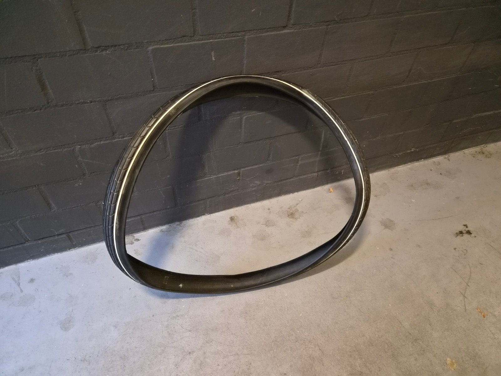 Heng Shin fietsband 28 inch (40-635) - Gebruikt, Fietsen en Brommers, Gebruikt, Band, Overige materialen, Ophalen of Verzenden