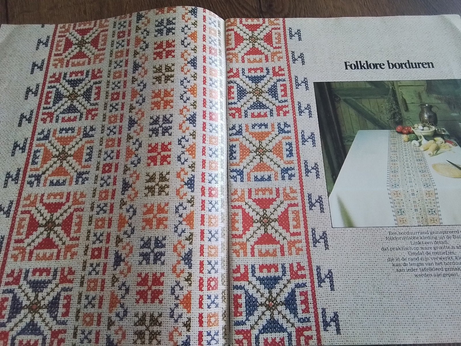 Borduurpatronen, folklore borduren en een stuk van abc, Ophalen of Verzenden, Zo goed als nieuw, Handborduren, Patroon