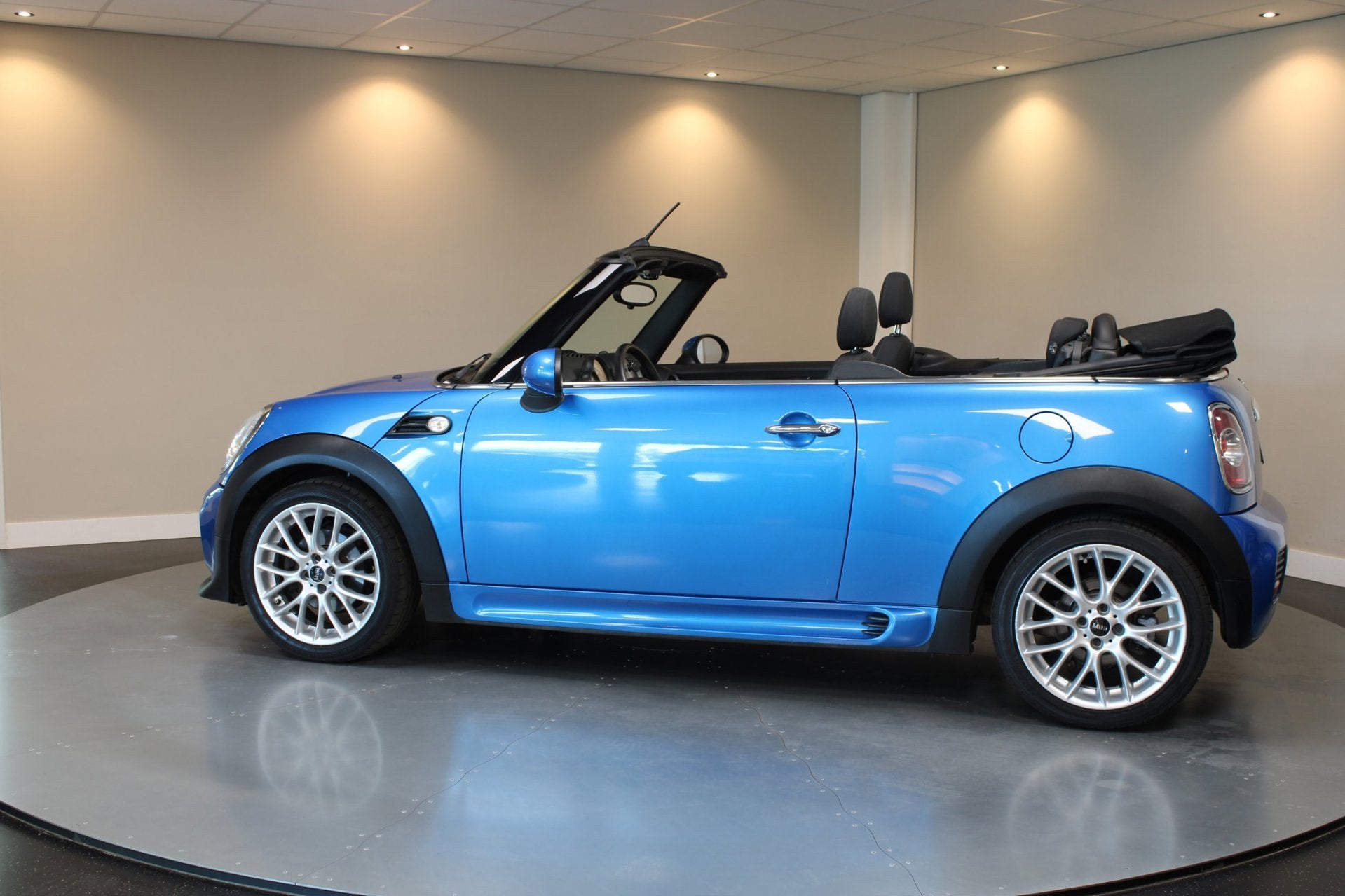 Mini Mini Cabrio 1.6 Cooper *JCW Pack* 2de Eigenaar|Dealer O, Auto's, Mini, Euro 5, Automatische klimaatregeling, Gebruikt, 4 cilinders
