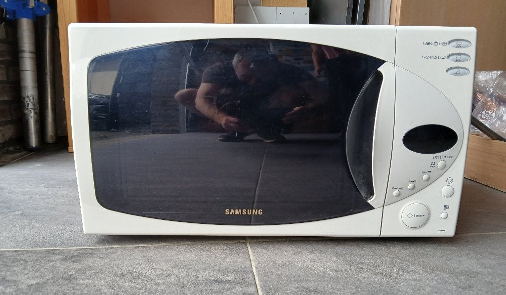 Samsung magnetron. In goede staat, Witgoed en Apparatuur, Ophalen, Gebruikt, Magnetron, Draaiplateau