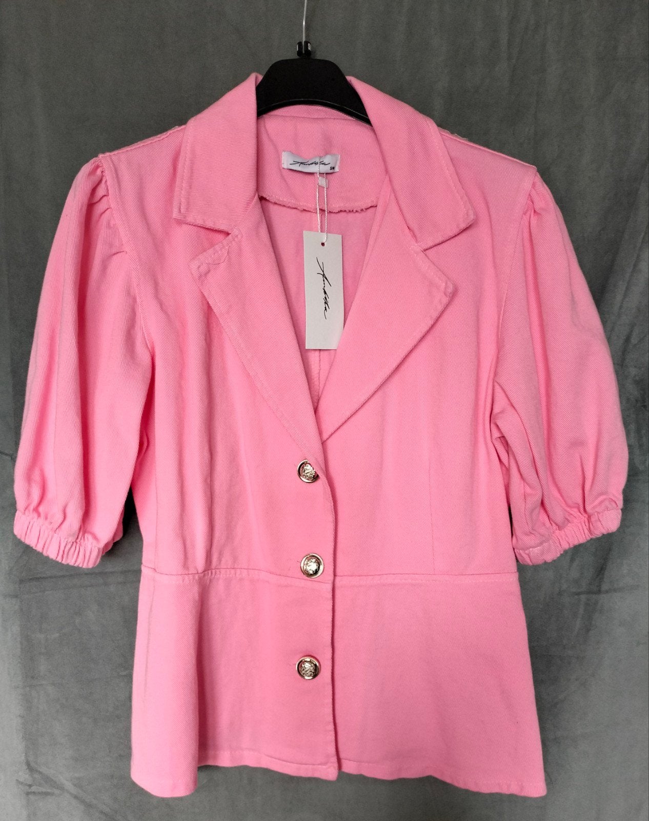 Ambika Dana Blazer Top met Goudkleurige knopen NIEUW, Kleding | Dames, Maat 38/40 (M), Nieuw, Ophalen of Verzenden, Korte mouw