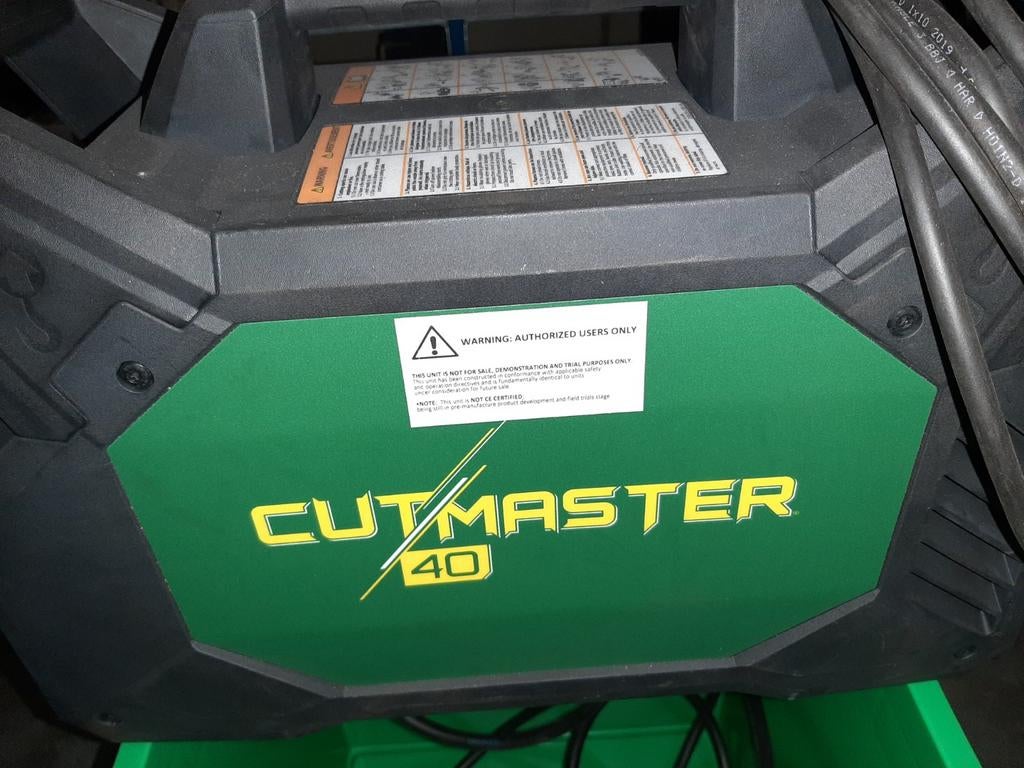Esab cutmaster 40, Ophalen, Zo goed als nieuw