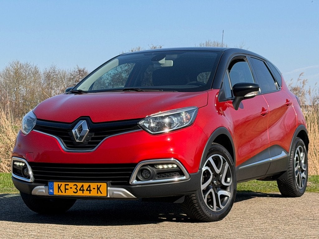 Renault Captur 0.9 TCe Xmod - Rouge Flamme/Noir Etoile - Top, Voorwielaandrijving, 898 cc, Gebruikt, 49 €/maand