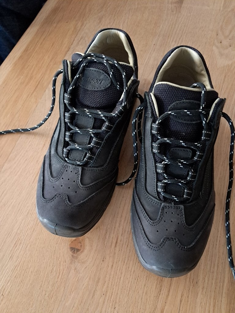 wandelschoenen, Ophalen of Verzenden, Zo goed als nieuw, Schoenen