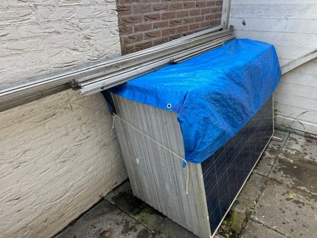Zonnepanelen, Doe-het-zelf en Verbouw, Zonnepanelen en Toebehoren, Ophalen, Gebruikt, Paneel, 200 wattpiek of meer