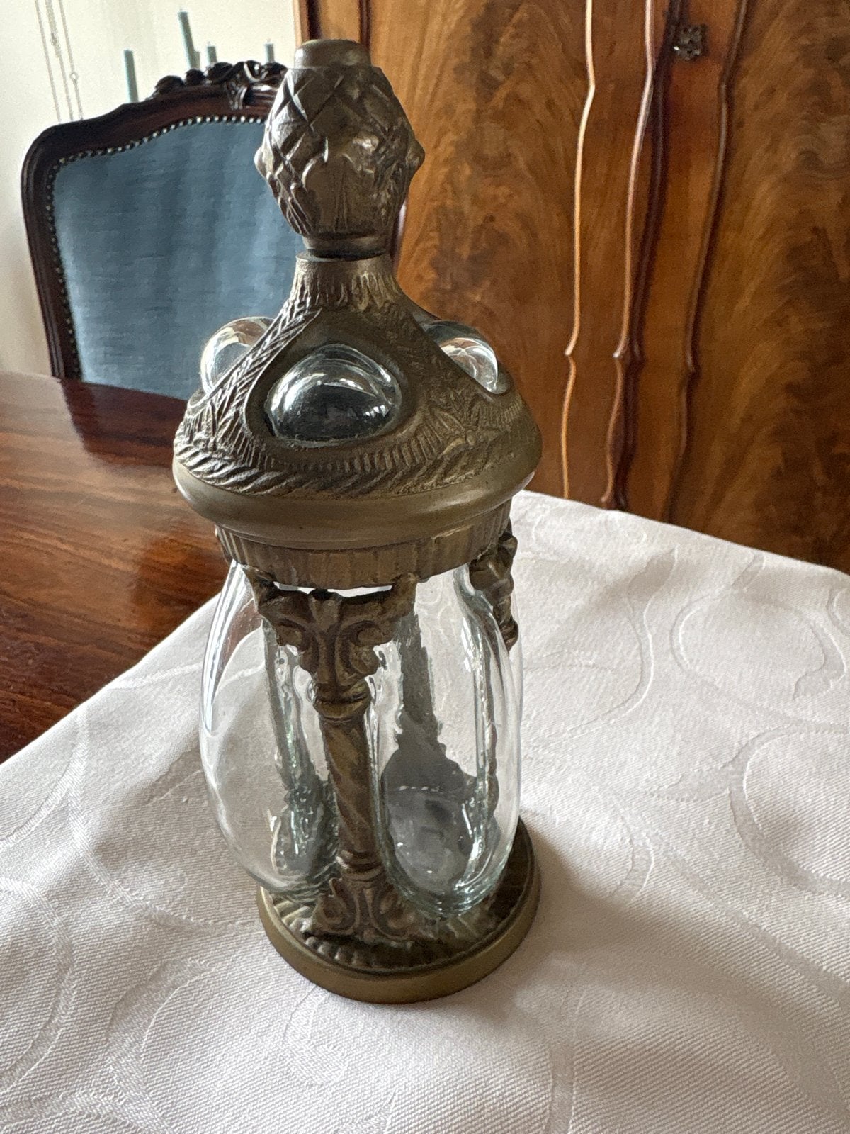 Antieke glazen pot met bronzen/messing houder, Antiek en Kunst, Ophalen of Verzenden
