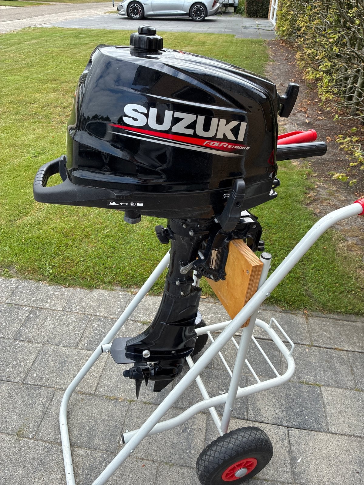 Suzuki DF5A 5 pk buitenboordmotor - Zo goed als nieuw, Watersport en Boten, Ophalen, 5 tot 10 pk, Viertaktmotor, Zo goed als nieuw