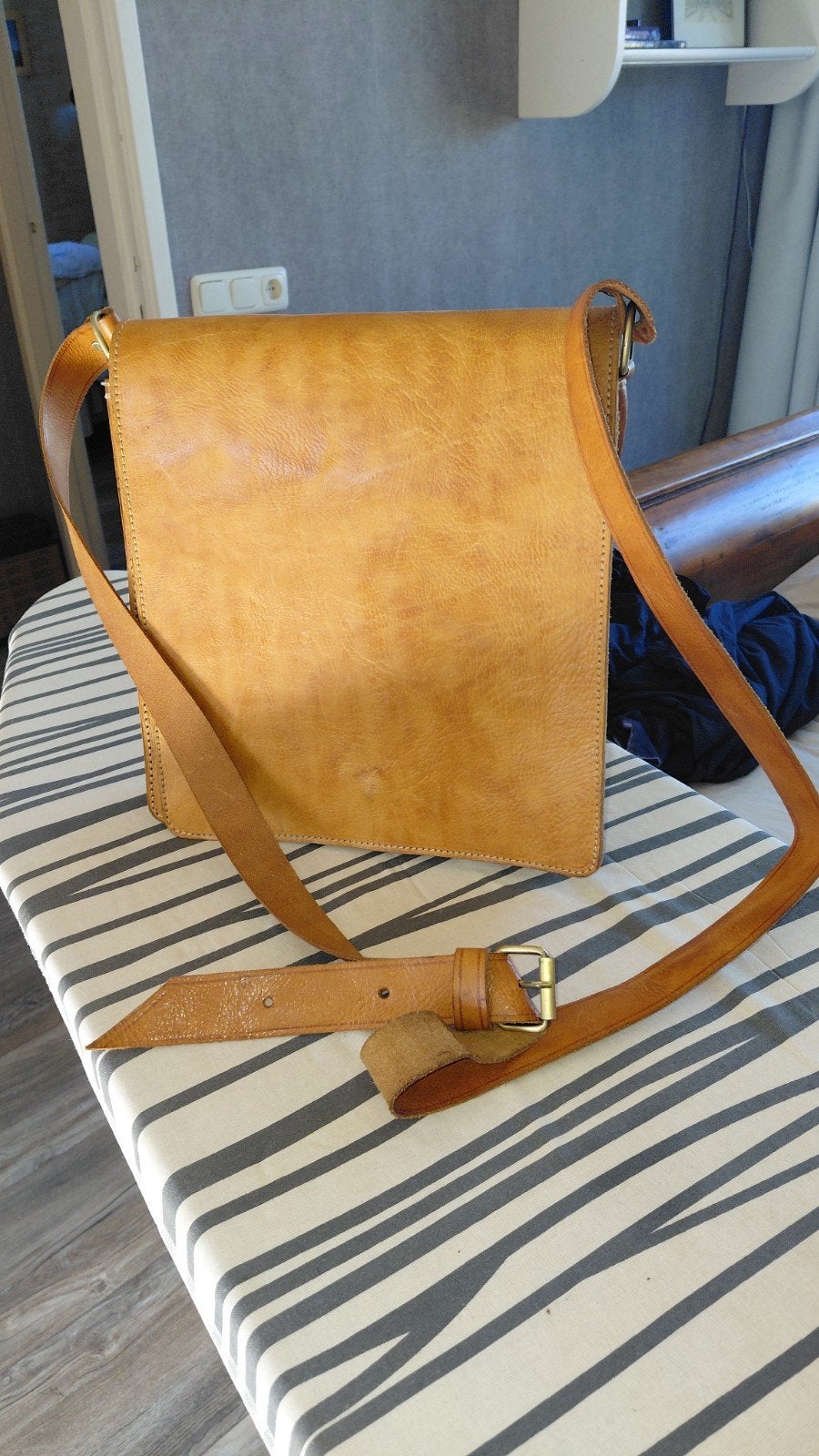 Vintage Dik Leer Onbewerkt Schoudertas Cognac/Camel, Ophalen of Verzenden, Nieuw, Bruin, Schoudertasje