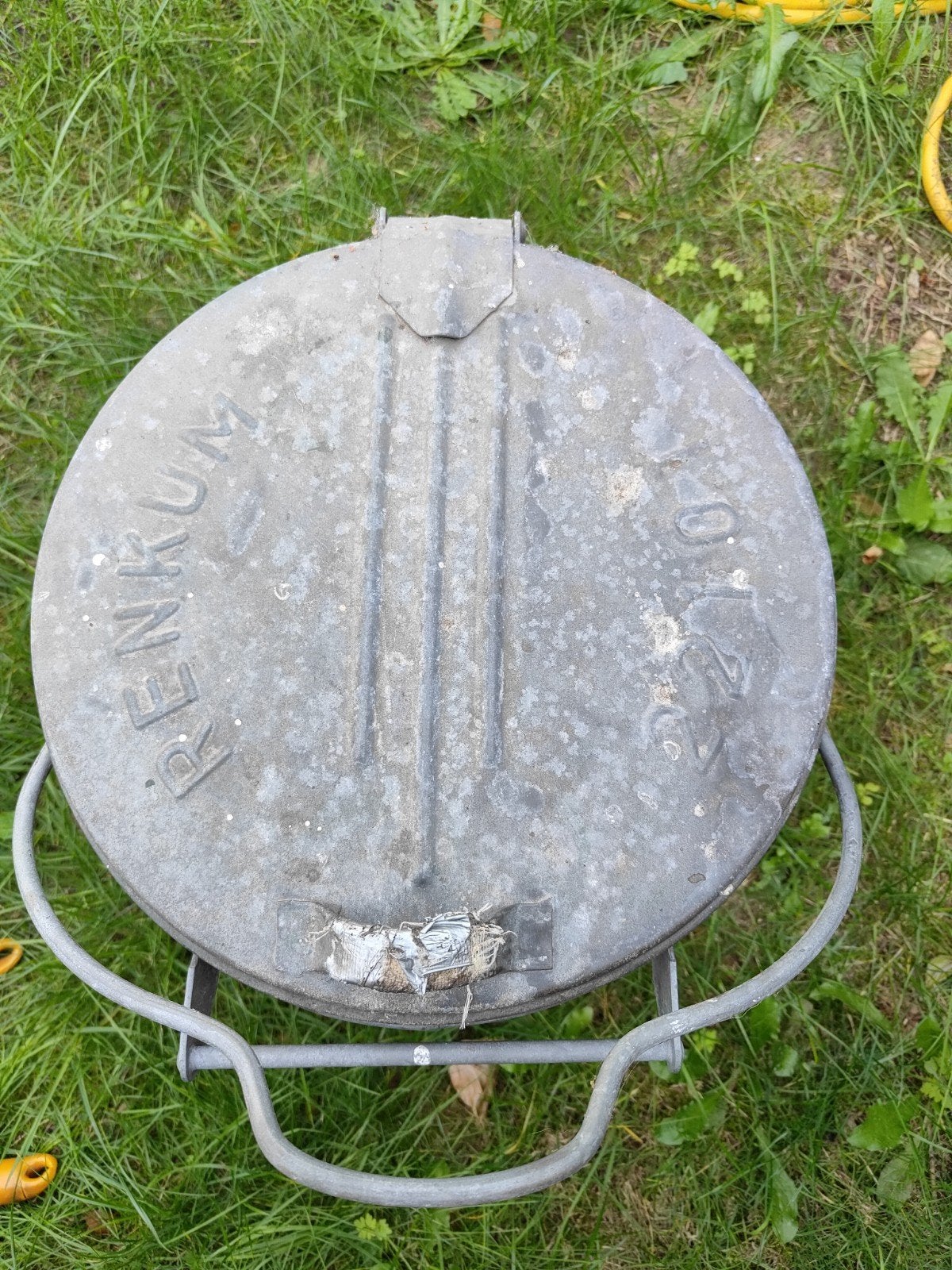 Oude zinken emmer met deksel - Renkum, Ophalen
