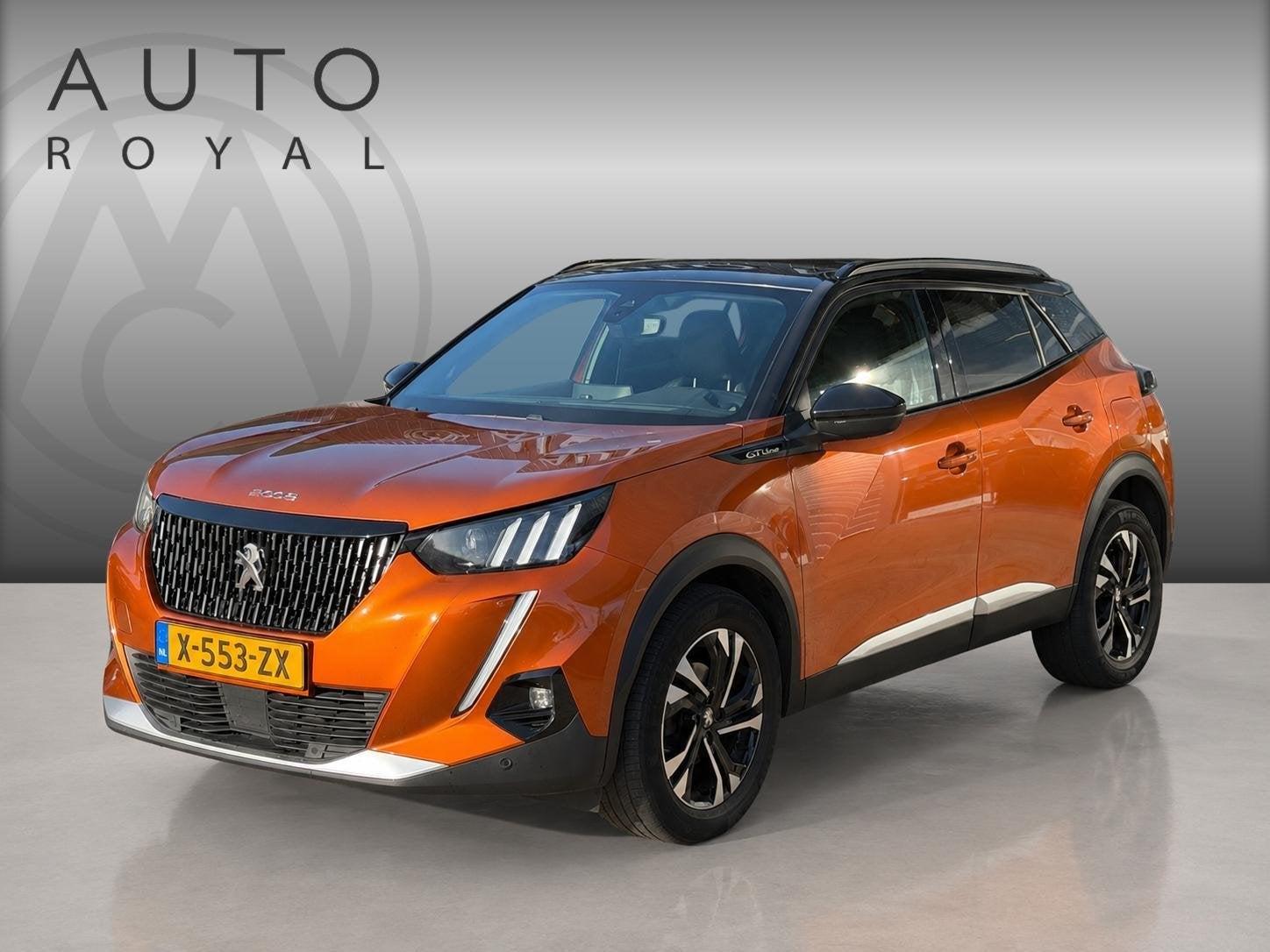 Peugeot 2008 1.2 PureTech GT-Line AUTOMAAT | NAVIGATIE | APP, Euro 6, Leder en Stof, 1180 kg, 3 cilinders