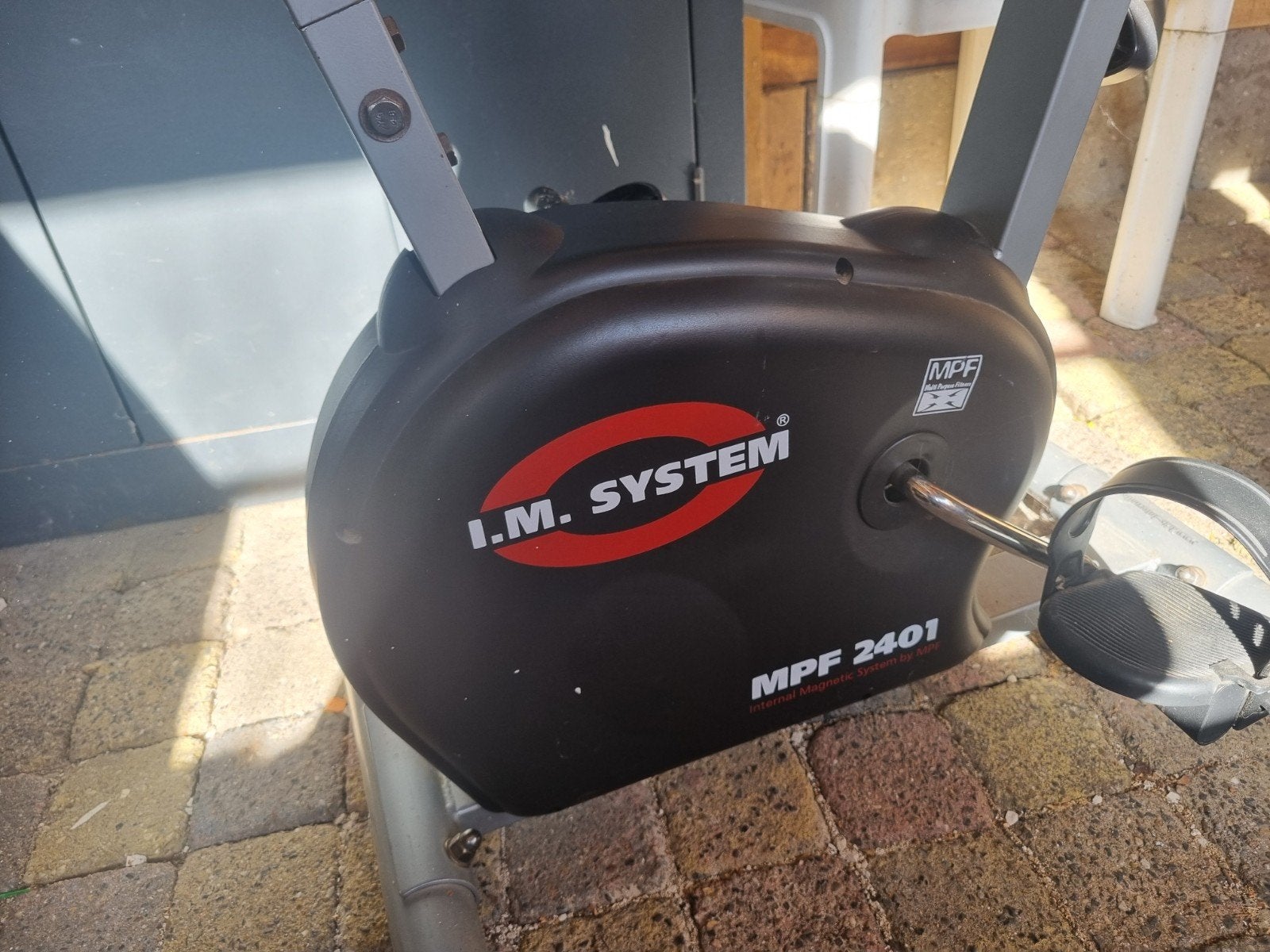 Hometrainer met verlengde zadelpen en hartslagsensor, Sport en Fitness, Gebruikt, Ophalen of Verzenden, Metaal, Benen