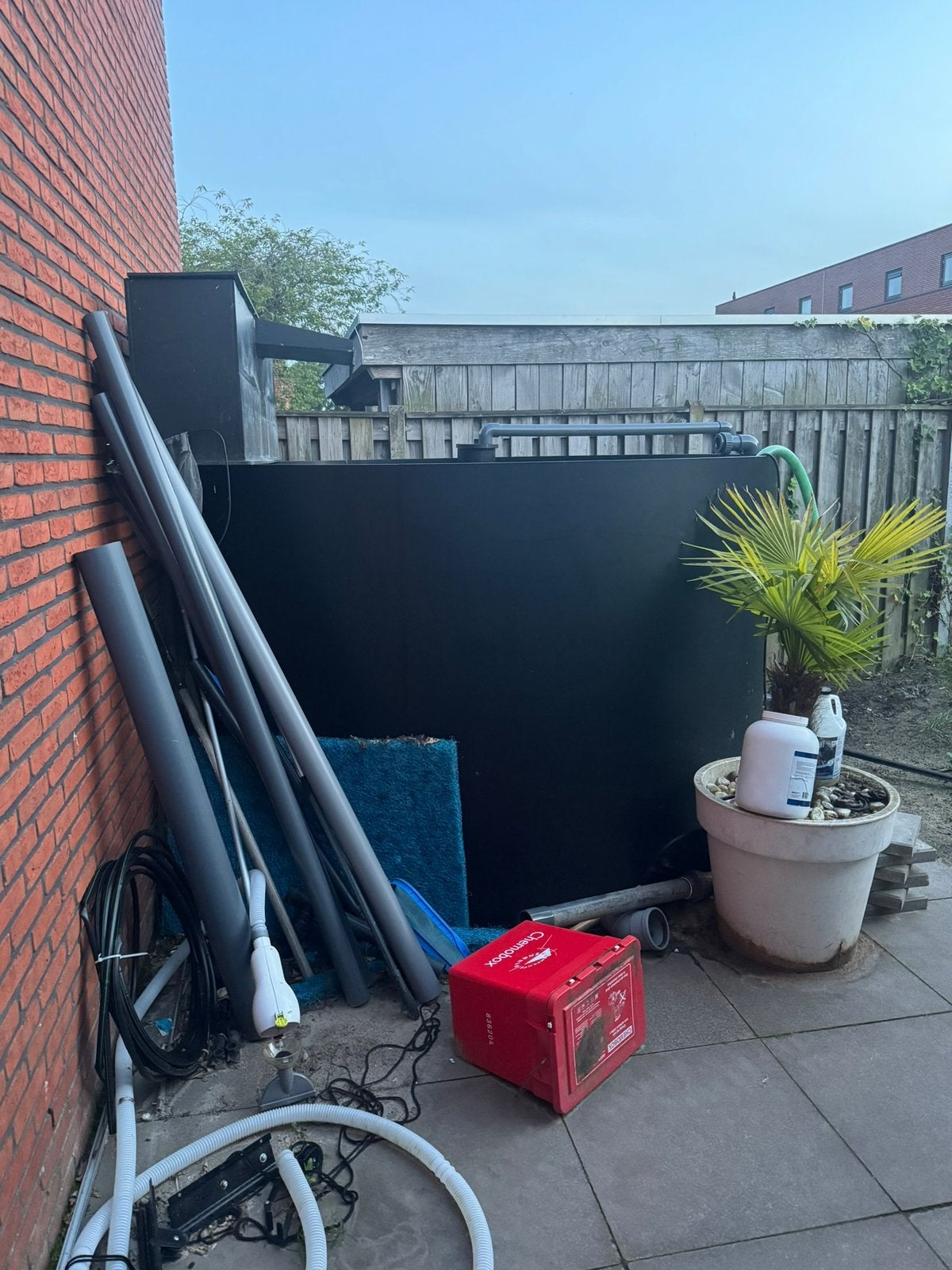 Te Koop: HDPE vijver rond 2400mm x1500mm hoogte en 10mm dik, Ophalen, Zo goed als nieuw