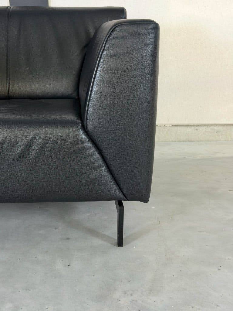 Rolf Benz Linea fauteuil - zwart leer, Huis en Inrichting, Ophalen, Info@rolf-benz.com, 75 tot 100 cm, Haiterbacher Str. 104, 72202 Nagold, Duitsland