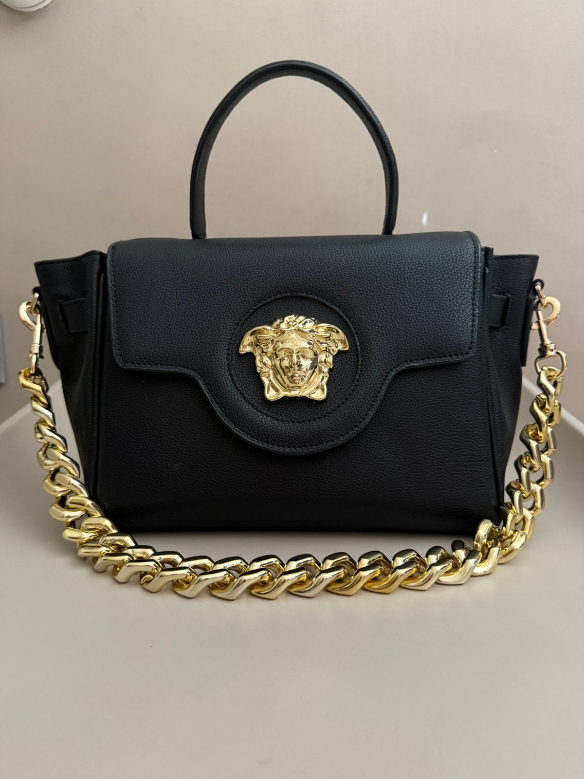 Versace La Medusa tas - grote variant, Ophalen of Verzenden, Zo goed als nieuw, Zwart, Handtas