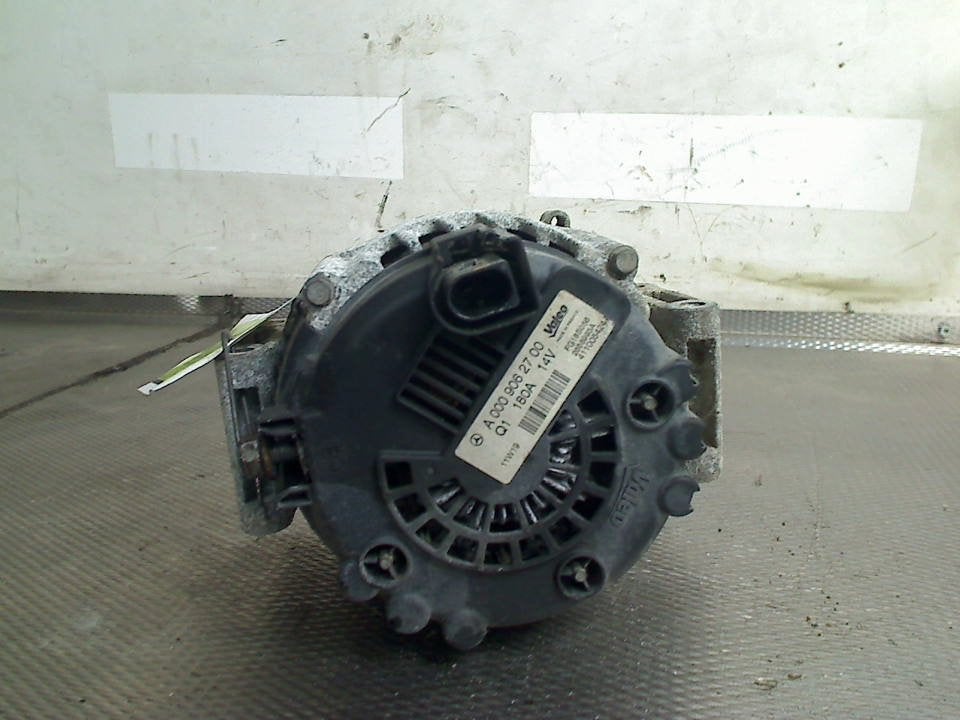 Dynamo Mercedes-Benz Vito (639.6) 2011 A0009062700, Gebruikt, Mercedes-Benz AG, Mercedes-Benz, Mercedesstraße 120, Stuttgart 70372, , Duitsland