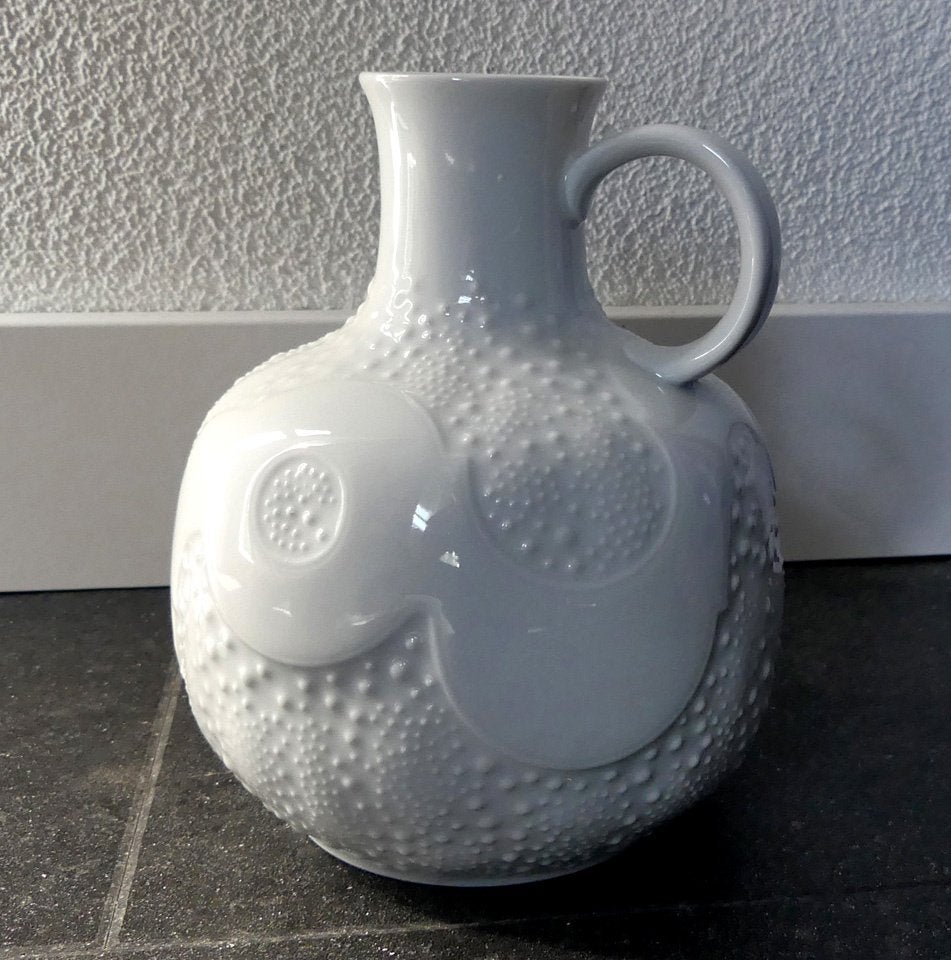 AK Kaiser vintage vaas wit porselein reliëfdecor lijnen stip, Gebruikt, Wit, Steen/keramiek, 15 cm