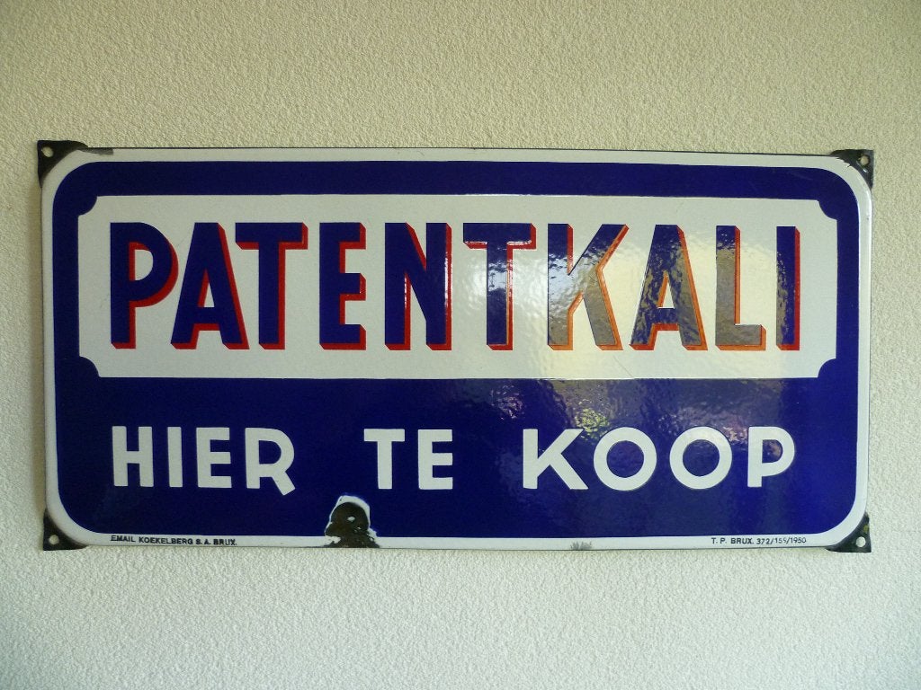 EMAILLE RECLAMEBORD"PATENTKALI HIER TE KOOP"UIT 1950, Ophalen of Verzenden, Gebruikt, Reclamebord