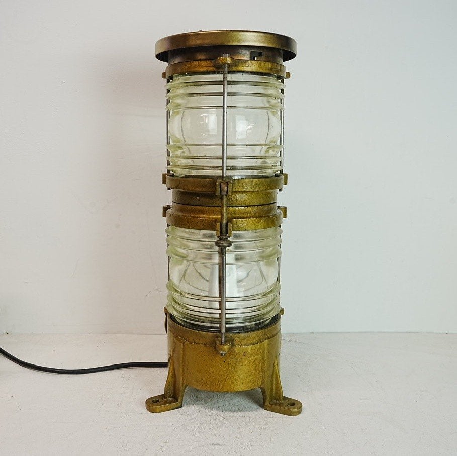 Vintage bronzen  scheepslamp. Toplicht of ankerlicht., Ophalen, Zo goed als nieuw, Motorboot of Zeilboot, Gebruiksvoorwerp