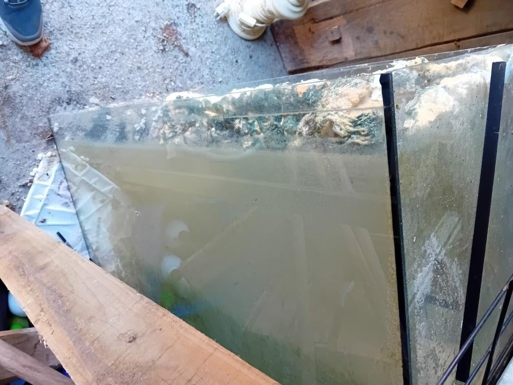 Aquarium 1 meter, Ophalen, Leeg aquarium