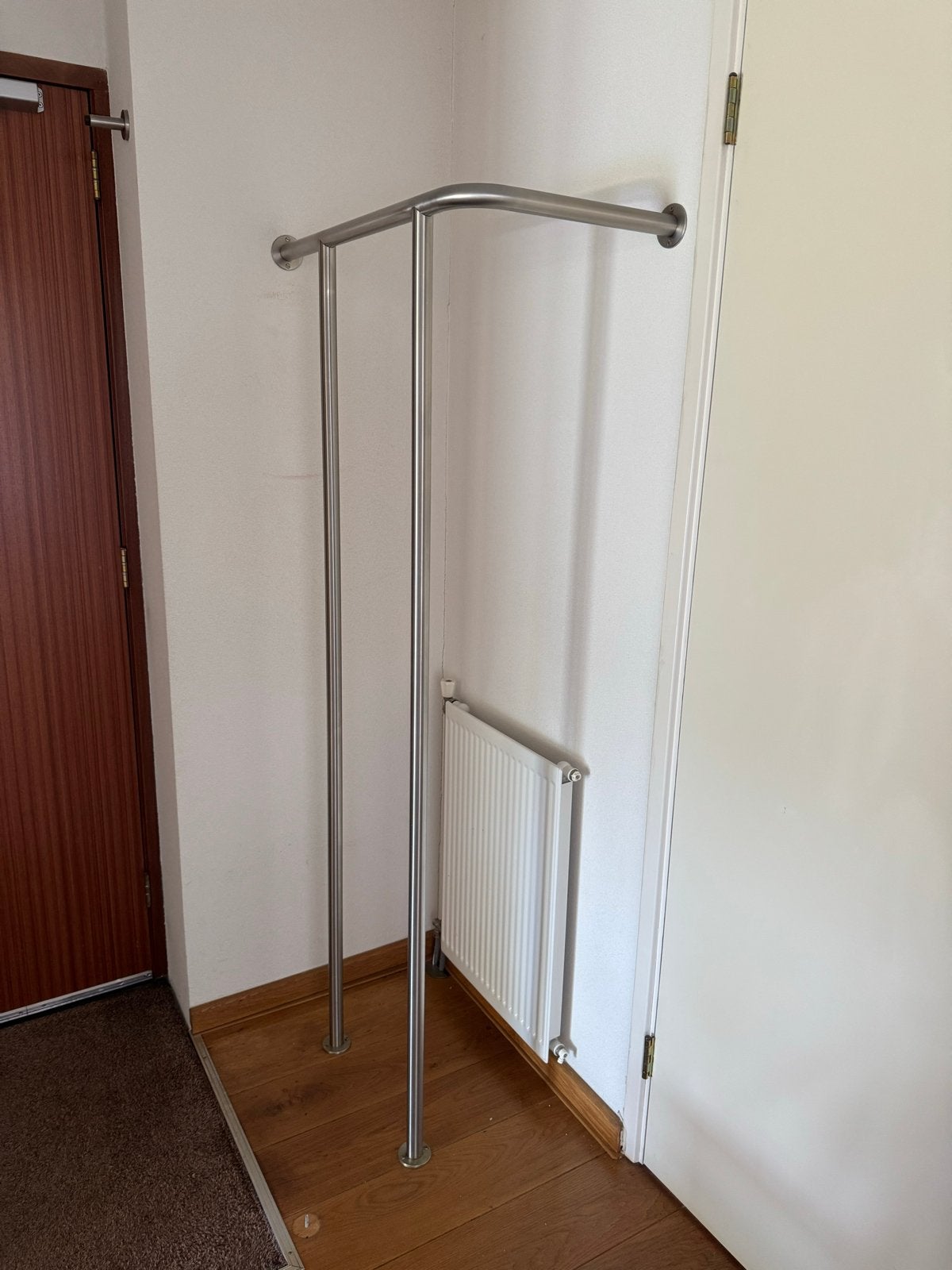 Metalen kapstok voor aan de muur en vloer, Ophalen, Gebruikt, Overige typen, Metaal