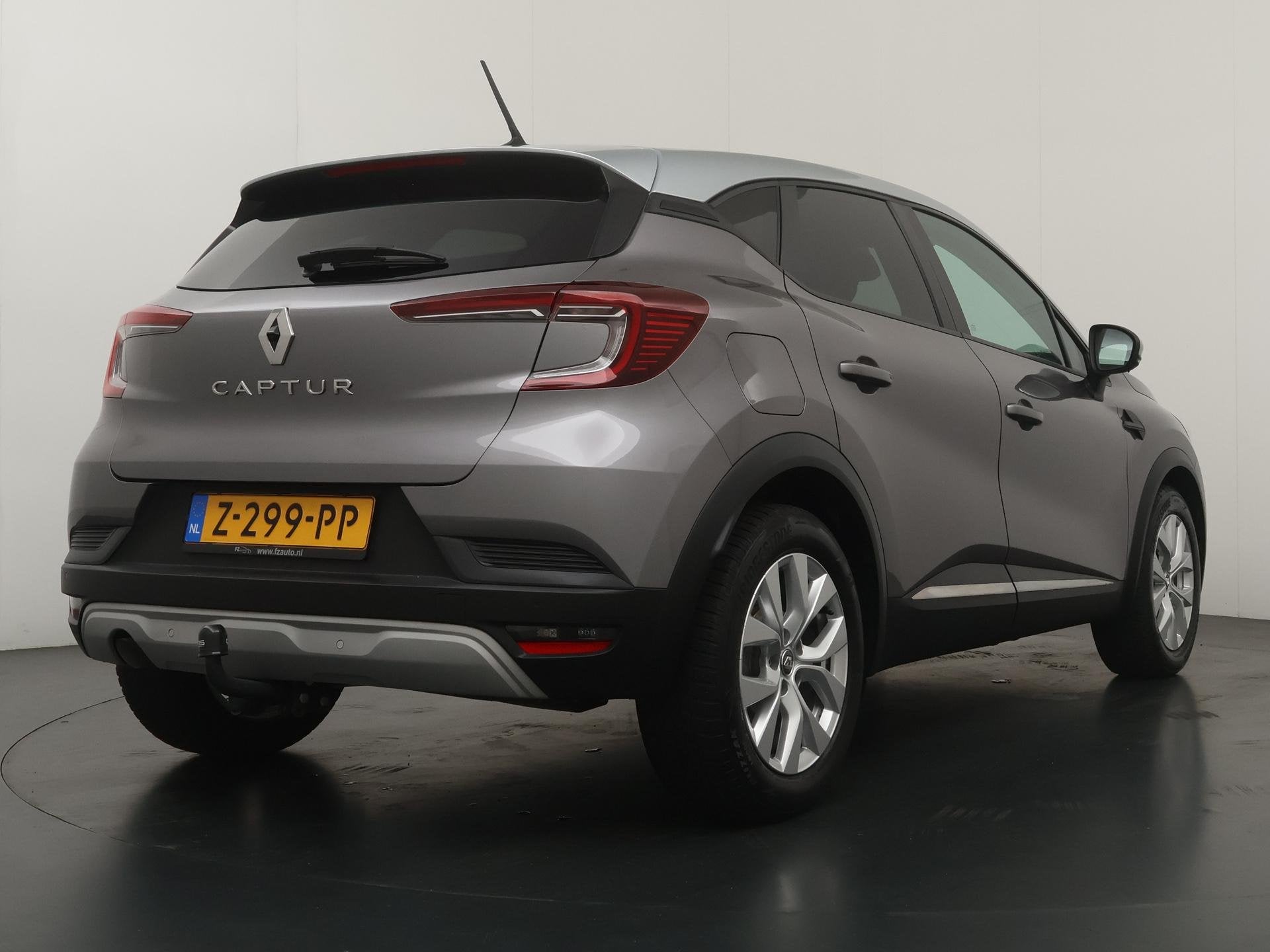 Foto 5 van Renault Captur 1.0 TCe 90 Life - Navigatie - Airconditioning