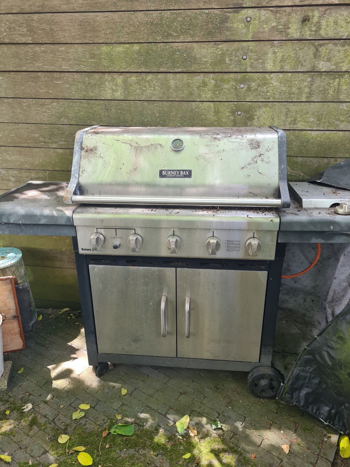 Gas bbq, Ophalen