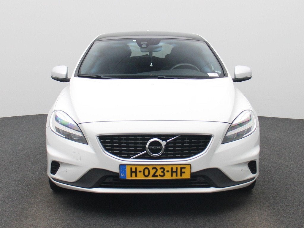 Volvo V40 2.0 D3 Polar+ Sport AUTOMAAT | PANORAMADAK | TREKH, Auto's, Volvo, 12 maanden, Gebruikt, Euro 6, 4 cilinders