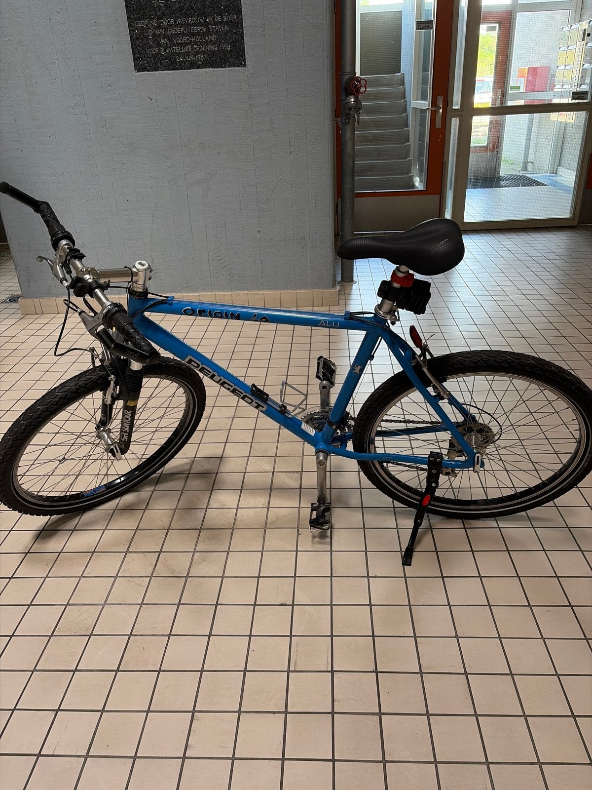 Goed onderhouden Peugeot MTB met nieuwe banden en slot, Gebruikt, 26 inch, Velgrem, Meer dan 20 versnellingen