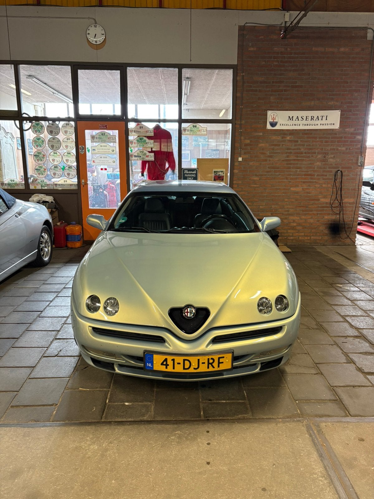 Alfa Romeo GTV 2.0 V6 Turbo 1999 Azzurro Nuvola, Voorwielaandrijving, Blauw, Origineel Nederlands, 75 €/maand