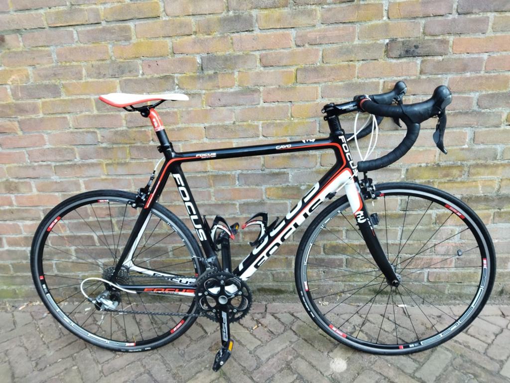 Focus Cayo Carbon Echt weinig gebruik bijna nieuw maat 56, Fietsen en Brommers, Fietsen | Racefietsen, 28 inch, Carbon, Velgrem