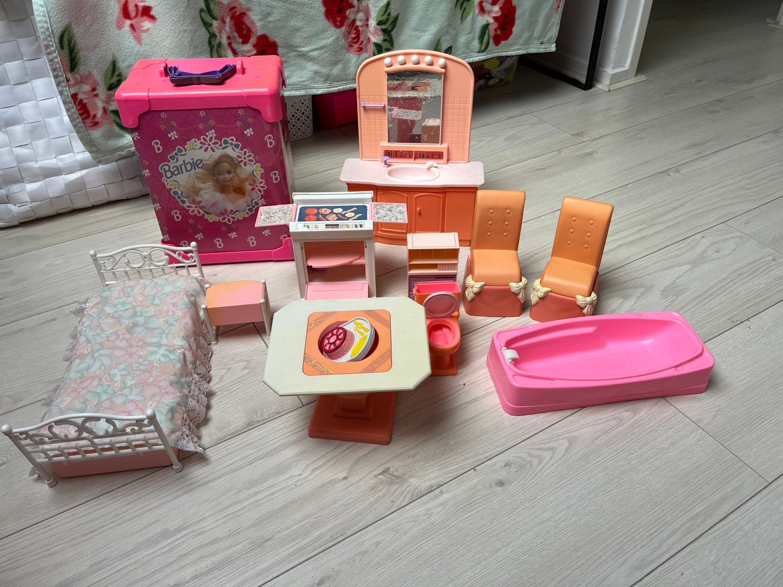 Barbie meubeltjes, Ophalen of Verzenden, Gebruikt, Toebehoren