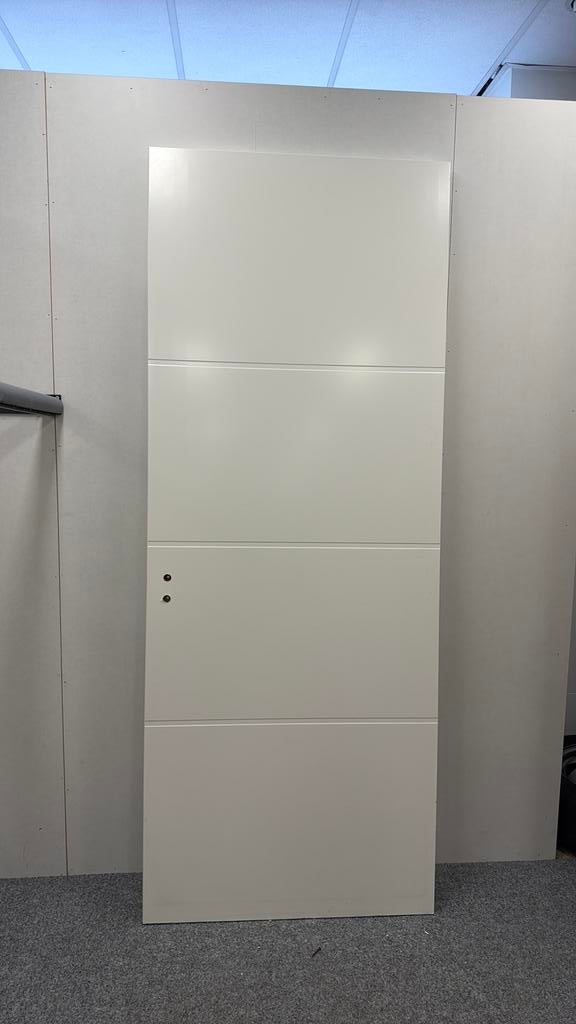 Mp329 Svedex afgelakt witte opdekdeur 231,5/88cm, Ophalen, Zo goed als nieuw, Binnendeur, 215 cm of meer