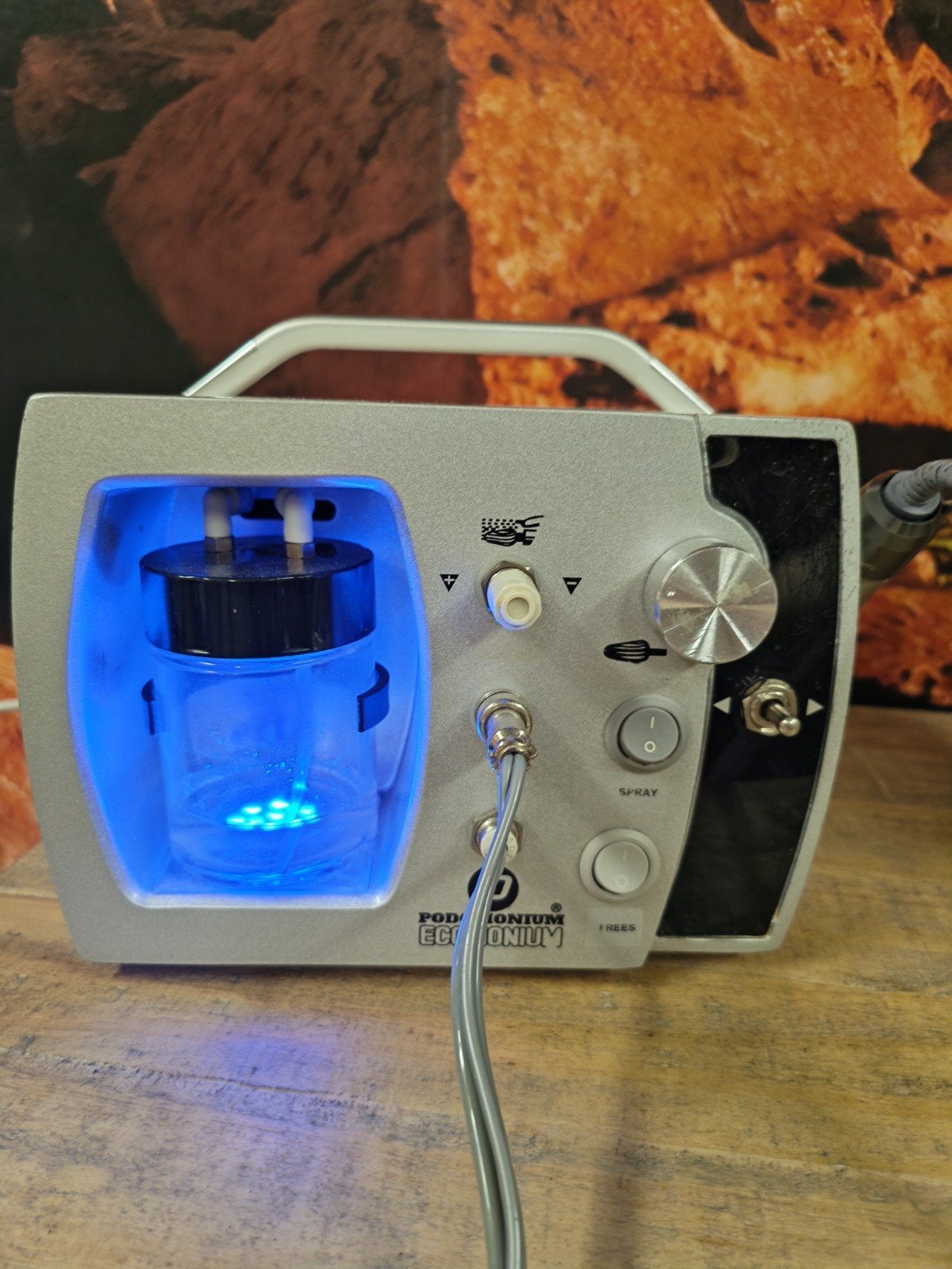 Podomonium Ecomonium pedicuremotor met spray en Easy Frog, Witgoed en Apparatuur, Ophalen of Verzenden, Gebruikt, Overige typen