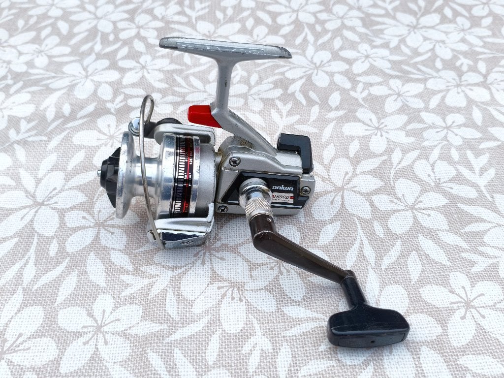 Daiwa 1600D (1600 D) Molen Silver Serie # vintage # verzamel, Ophalen of Verzenden, Gebruikt, Molen