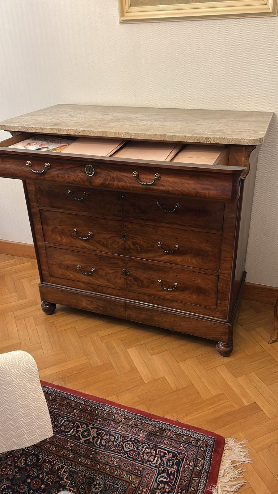 Antieke commode, Ophalen, Gebruikt