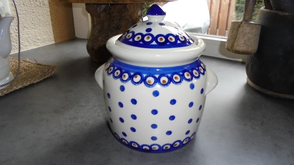 nieuw, lijkt op bunzlau ui knoflook pot, doorsnee 14H19cm, Overige typen, Nieuw, Ophalen of Verzenden, Overige stijlen