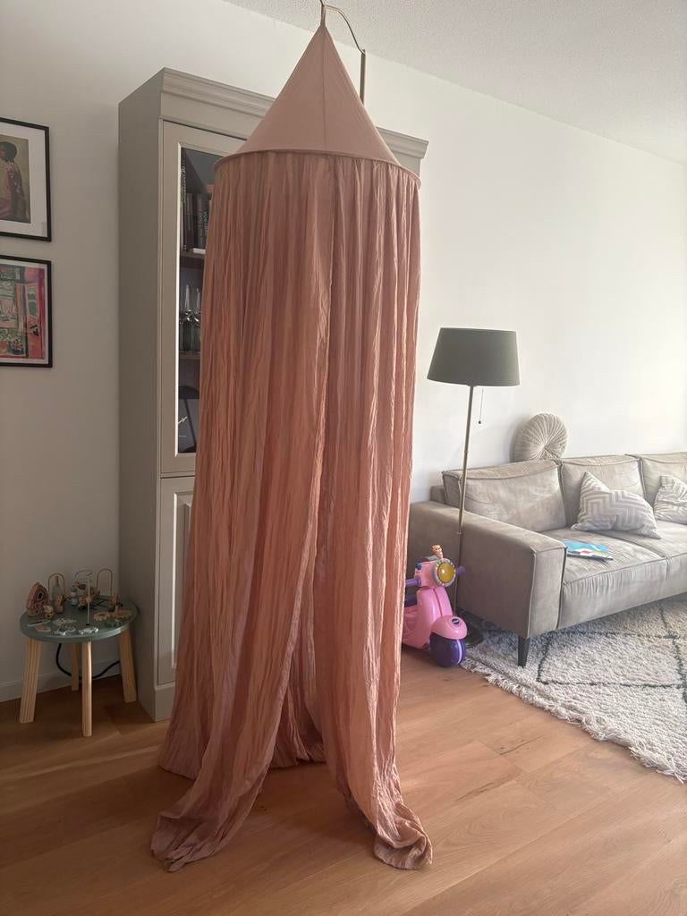 Bruine/Roze klamboe met gouden standaard, Ophalen, Zo goed als nieuw, Klamboe