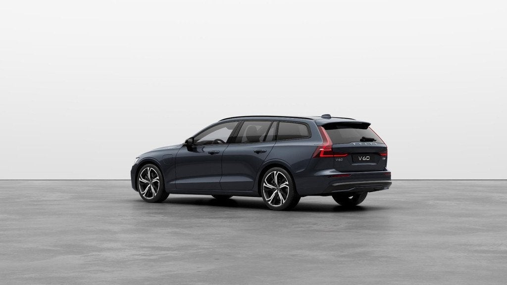 Volvo V60 2.0 T8 Plug-in hybrid AWD Plus Performance Edition, Automaat, Lichtsensor, Euro 6, 4 cilinders